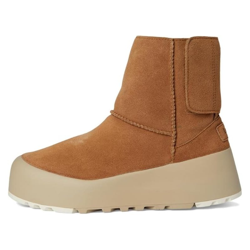 Bottes UGG Classic Streetscape Semelle Résilience Durabilité Résistance